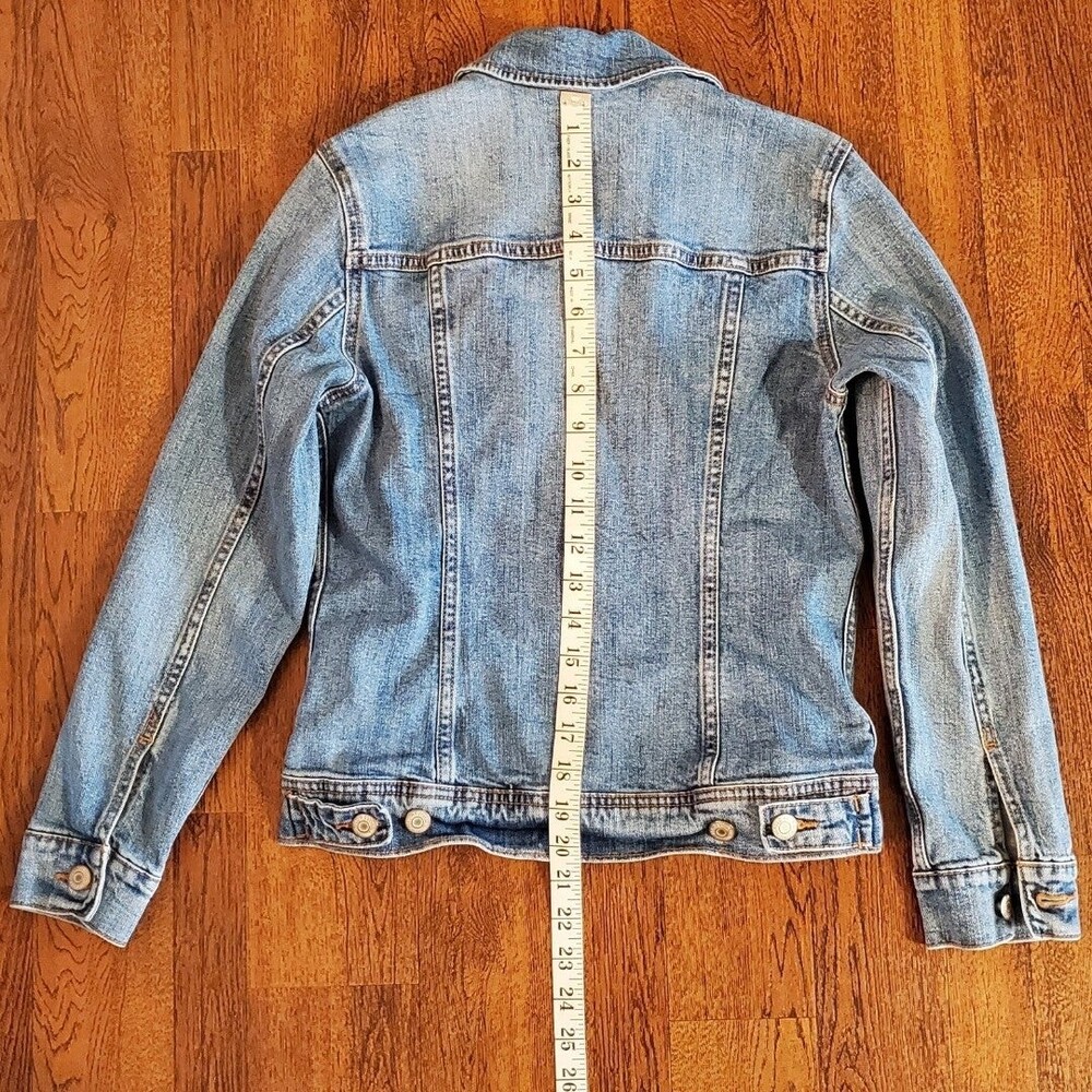 Old Navy Jean Jacket Womens XS Retro 90s Light Wash Denim Button Front - Picture 8 of 8